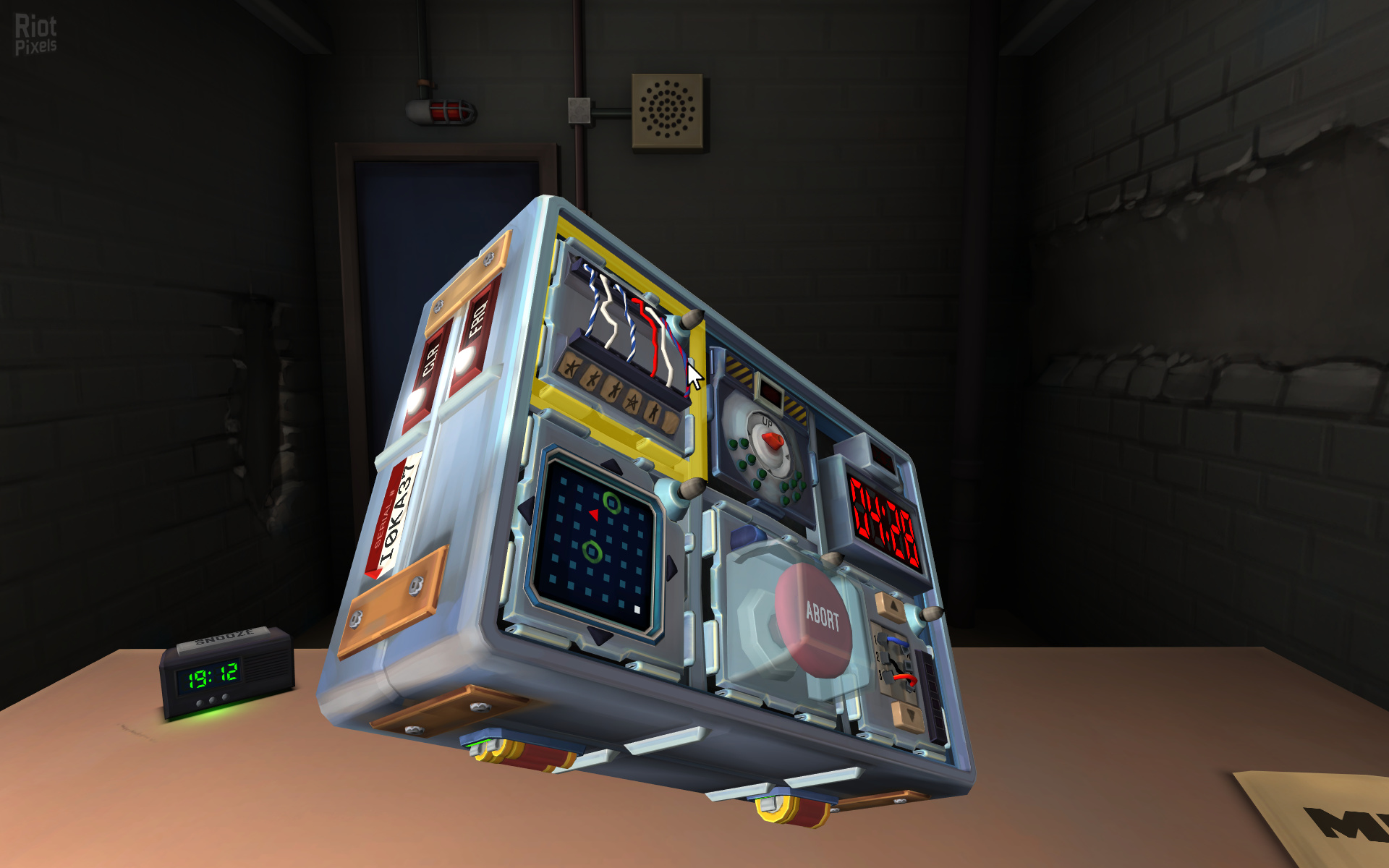 Keep Talking and Nobody Explodes